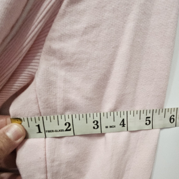 Rogue Pink zipper Jacket Woman's Size Medium in light pink. - Picture 10 of 16